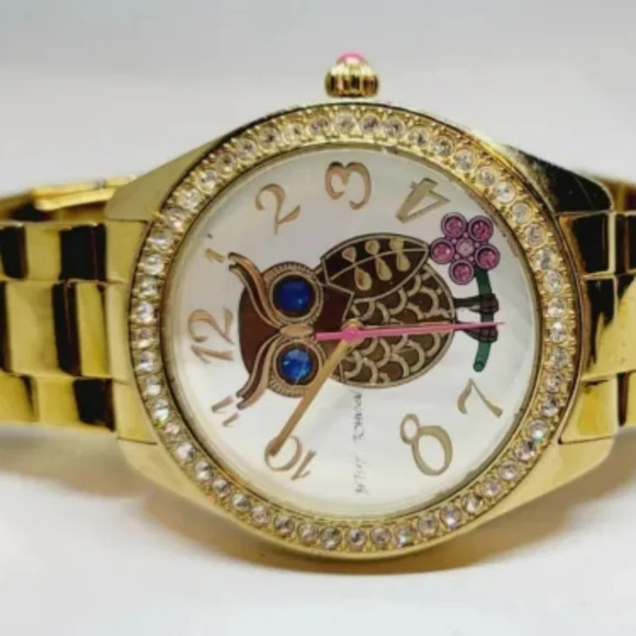 Betsey Johnson OWL Gold Tone Band Crystal Watch - Picture 2 of 10